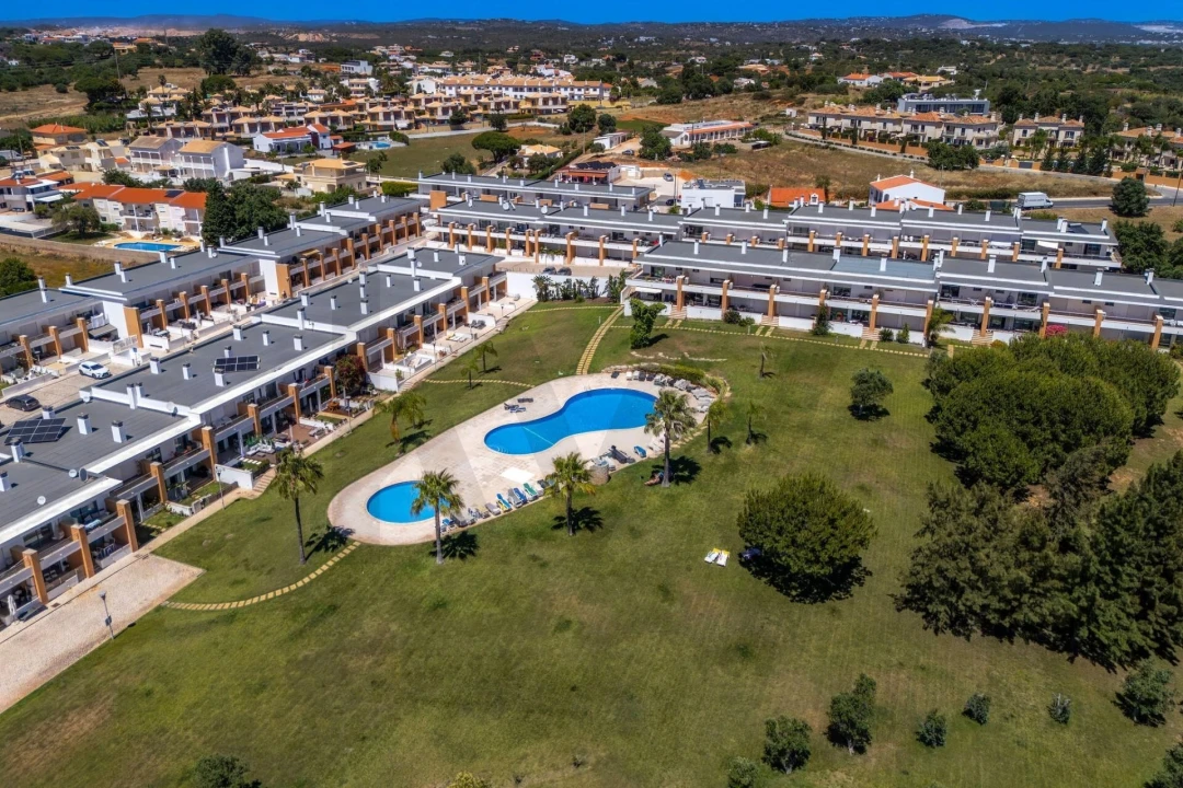 Moradia T2 para Venda em Albufeira e Olhos de Água Foto 64