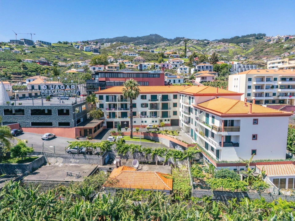 Apartamento T2 para Venda em Camara de Lobos Foto 32