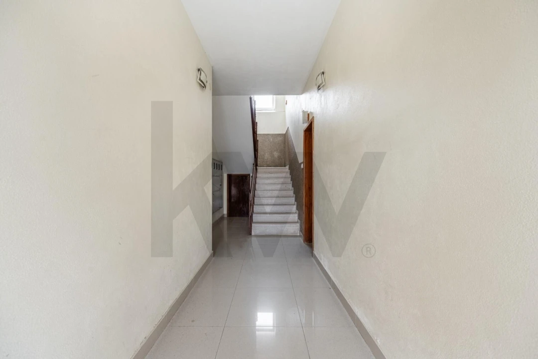 Apartamento T2 para Venda em Vila Praia de Ancora Foto 4