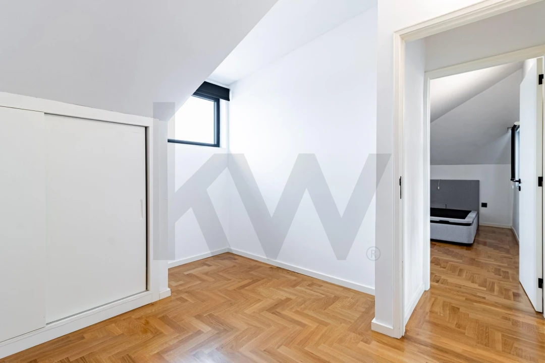 Apartamento T2 para Venda em Arcozelo Foto 21