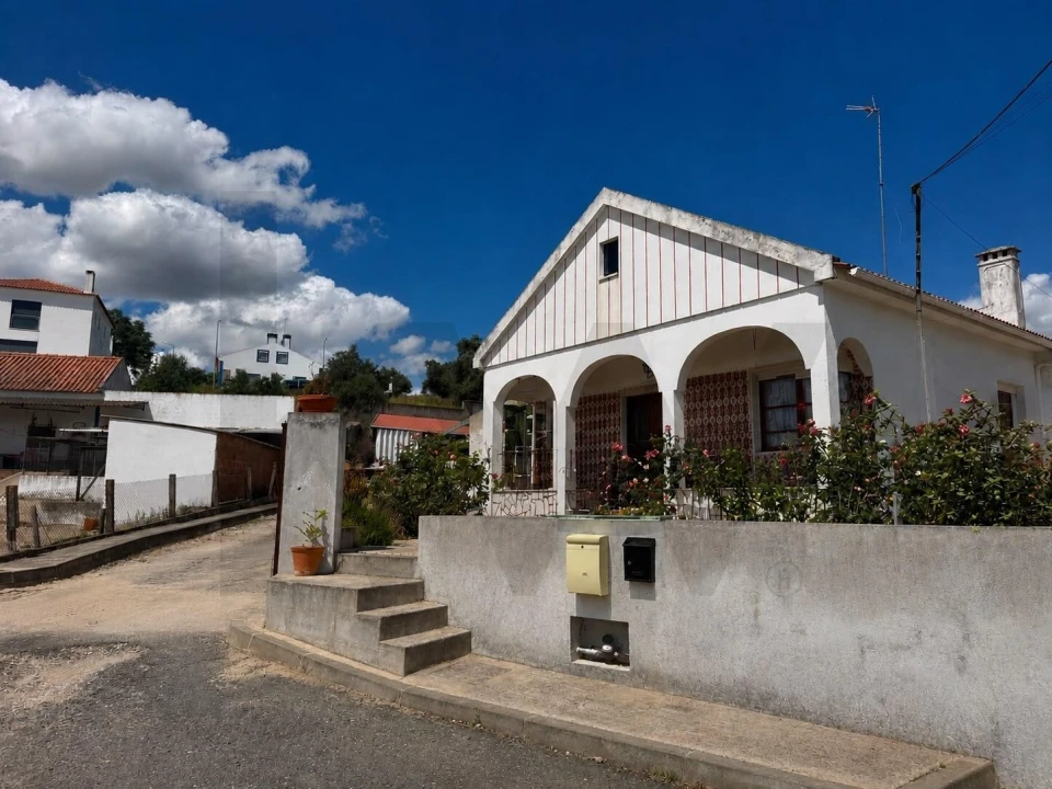 Terreno para Venda em Santa Maria do Castelo e Santiago e Santa Susana Foto 2