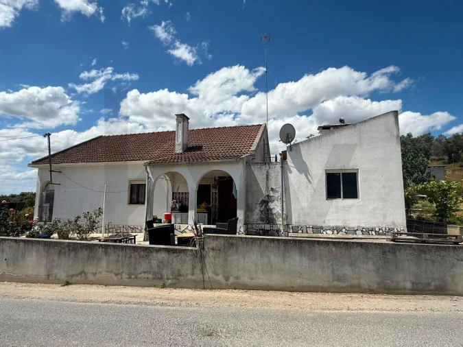 Terreno para Venda em Santa Maria do Castelo e Santiago e Santa Susana Foto 4