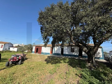 Quinta T3 para Venda em Ferreira do Alentejo e Canhestros