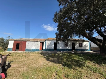 Quinta T3 para Venda em Ferreira do Alentejo e Canhestros