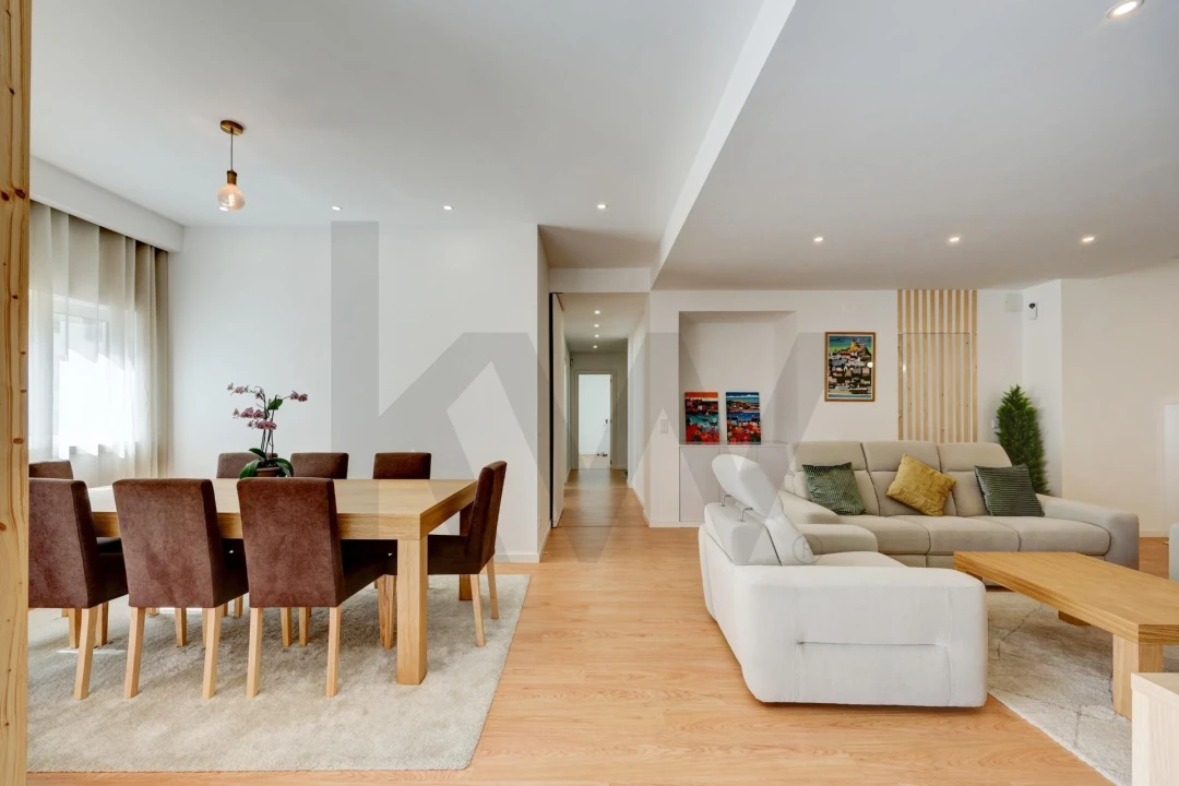 Apartamento T3 para Venda em Águas Livres Foto 1