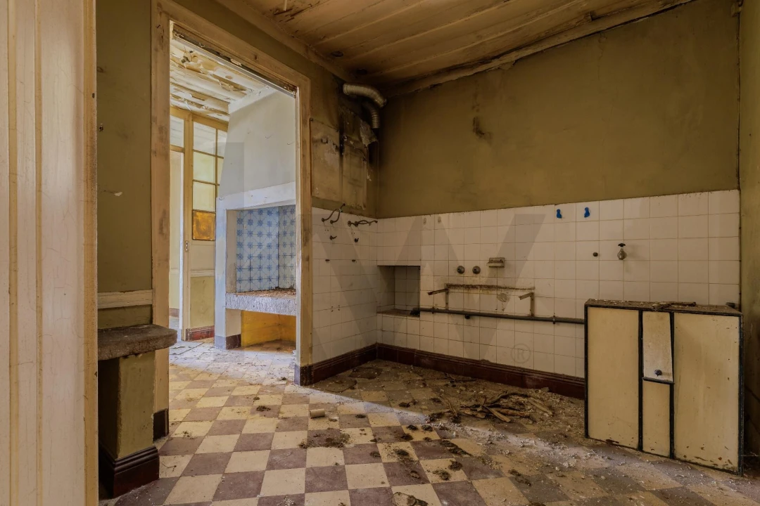 Prédio para Venda em Romeira e Várzea Foto 16