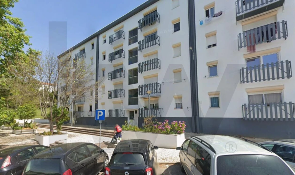 Apartamento T3 para Venda em Agualva e Mira-Sintra Foto 26