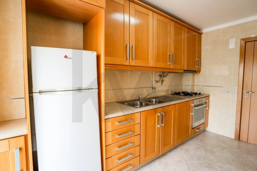 Apartamento T2 para Venda em Fatima Foto 5