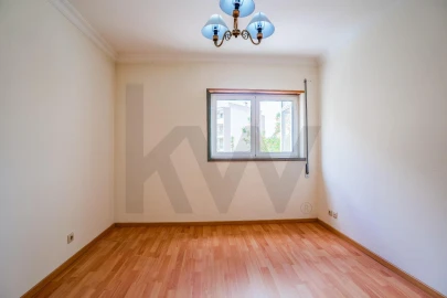 Apartamento T2 para Venda em Fatima
