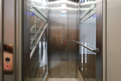 Apartamento T4 para Arrendamento em Avenidas Novas