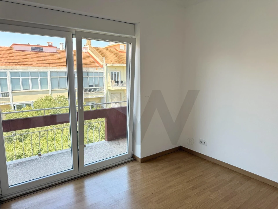 Apartamento T3 para Arrendamento em Alcantara Foto 28