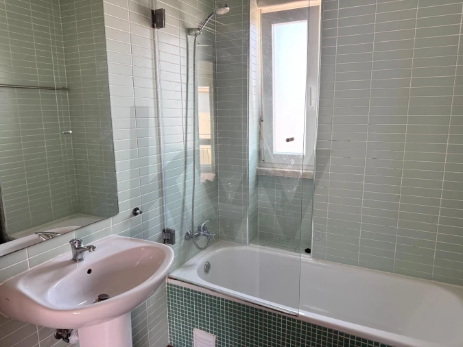 Apartamento T3 para Arrendamento em Alcantara Foto 25