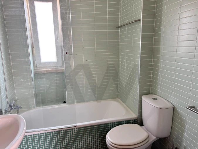 Apartamento T3 para Arrendamento em Alcantara Foto 26