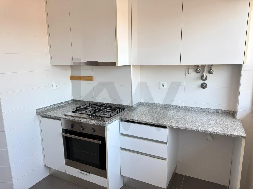 Apartamento T3 para Arrendamento em Alcantara Foto 14
