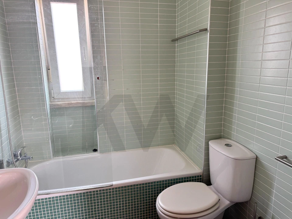 Apartamento T3 para Arrendamento em Alcantara Foto 26