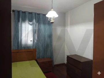 Moradia T4 para Venda em Corroios