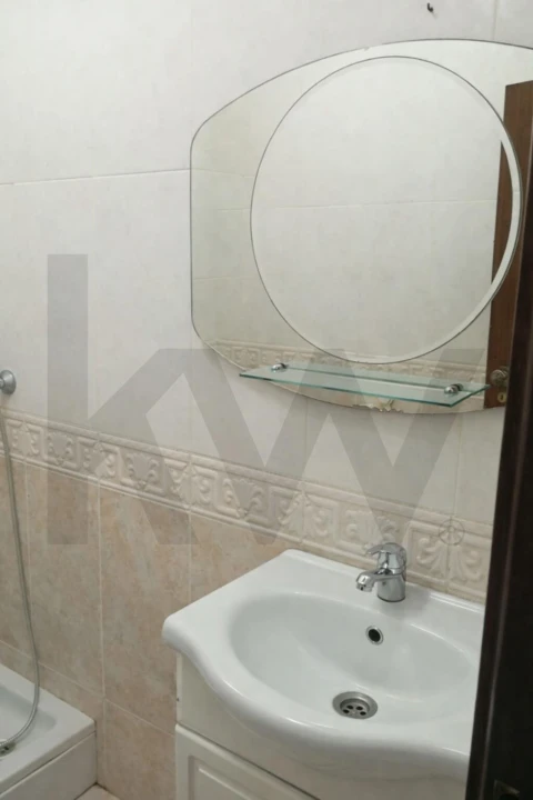 Moradia T4 para Venda em Corroios