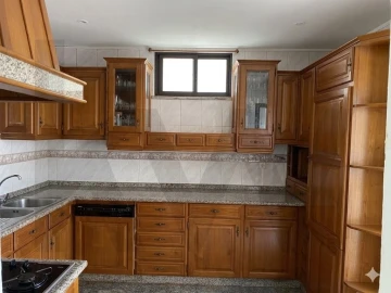Moradia T4 para Venda em Corroios