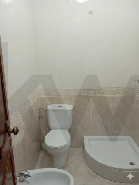 Moradia T4 para Venda em Corroios