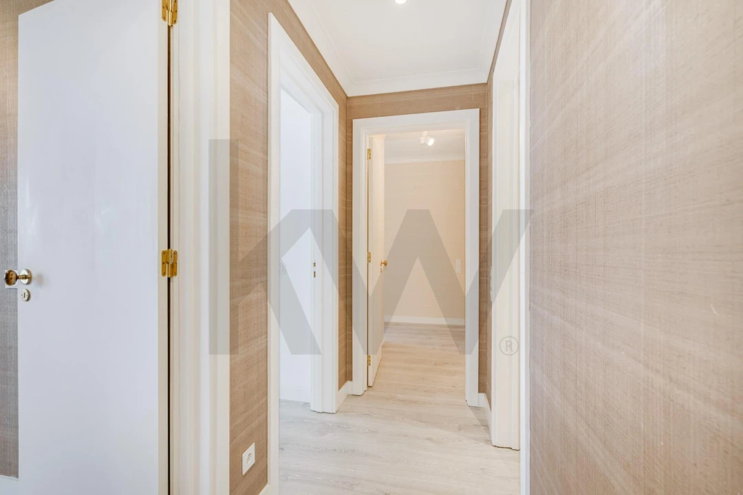 Apartamento T3 para Arrendamento em São Domingos de Benfica Foto 21