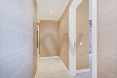 Apartamento T3 para Arrendamento em São Domingos de Benfica