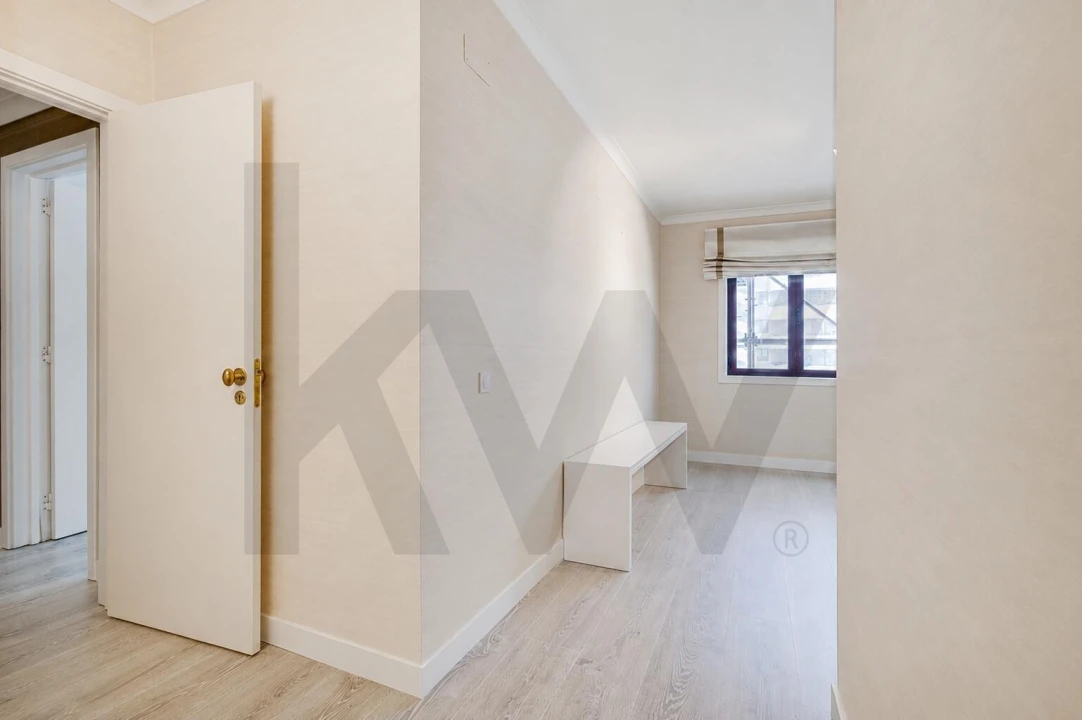 Apartamento T3 para Arrendamento em São Domingos de Benfica Foto 23