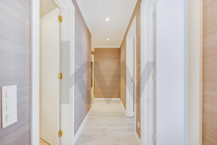 Apartamento T3 para Arrendamento em São Domingos de Benfica Foto 19