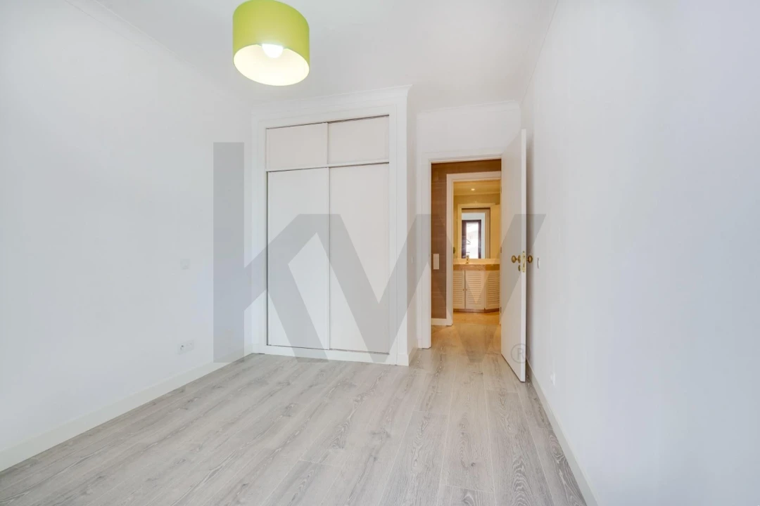 Apartamento T3 para Arrendamento em São Domingos de Benfica Foto 17