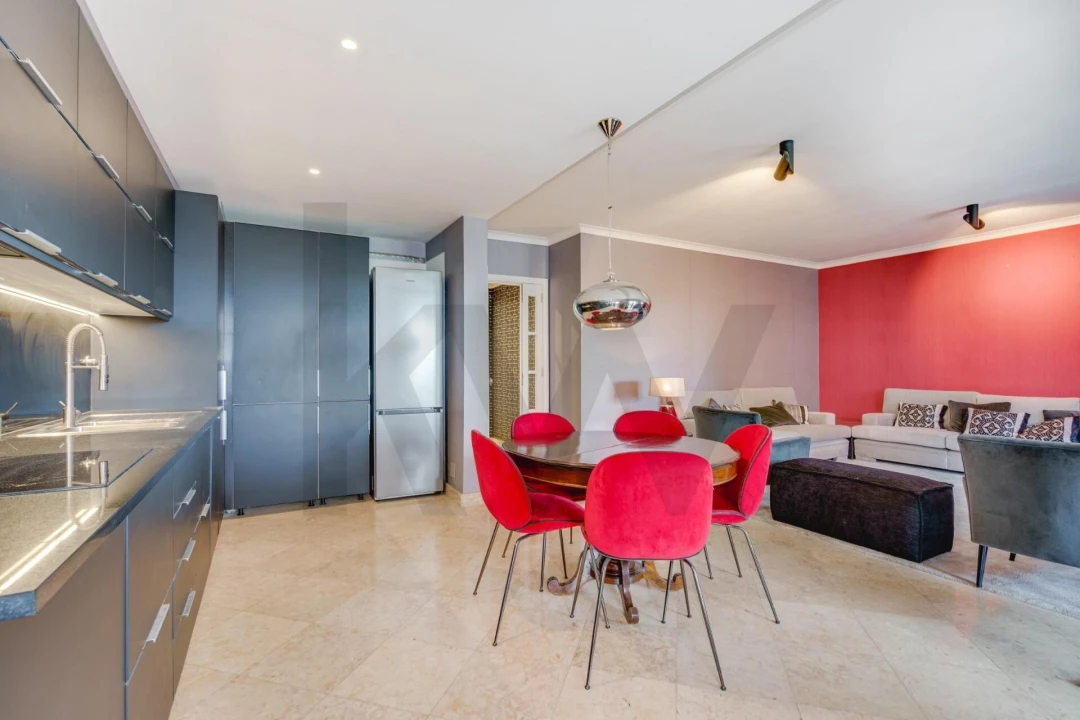 Apartamento T3 para Arrendamento em São Domingos de Benfica Foto 10