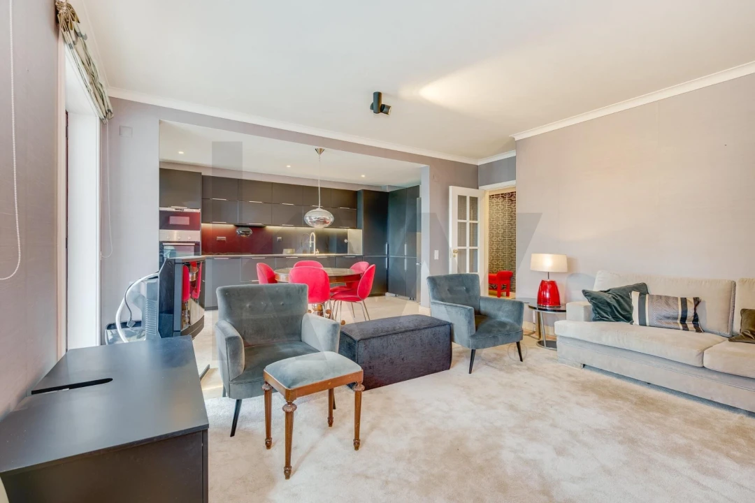 Apartamento T3 para Arrendamento em São Domingos de Benfica Foto 7