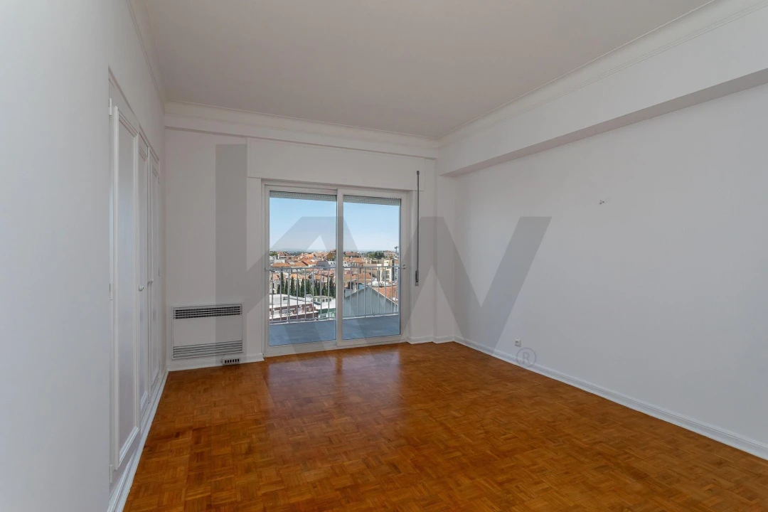 Apartamento T5 para Arrendamento em Estrela Foto 15