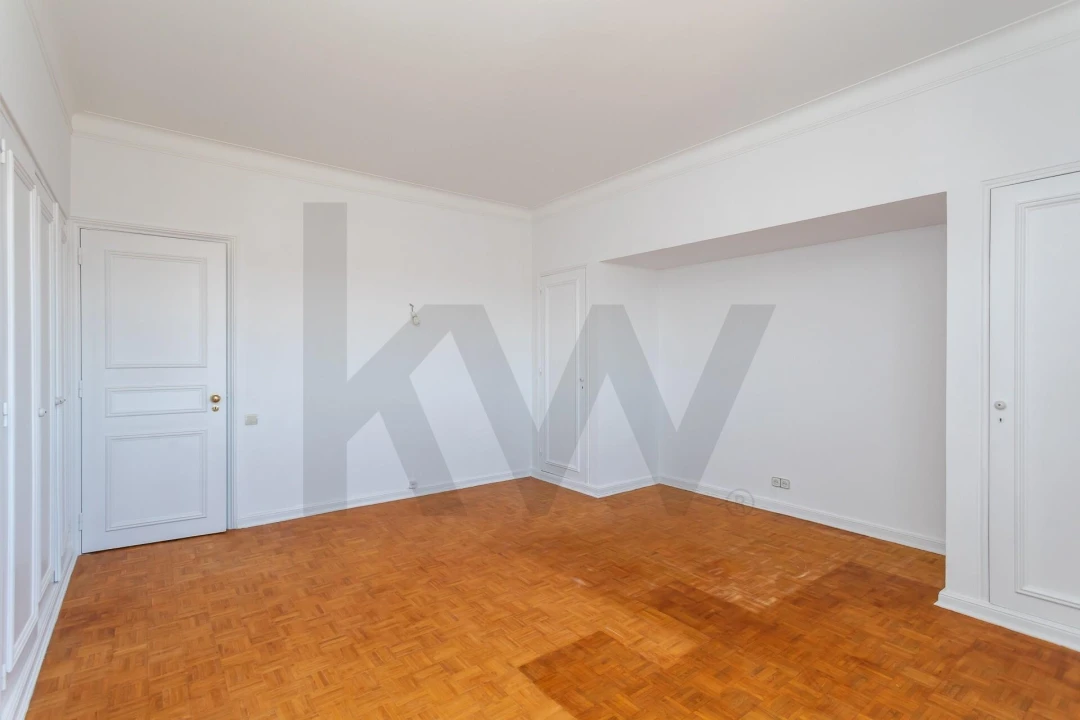 Apartamento T5 para Arrendamento em Estrela Foto 25