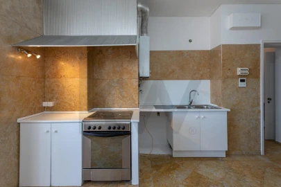 Apartamento T5 para Arrendamento em Estrela