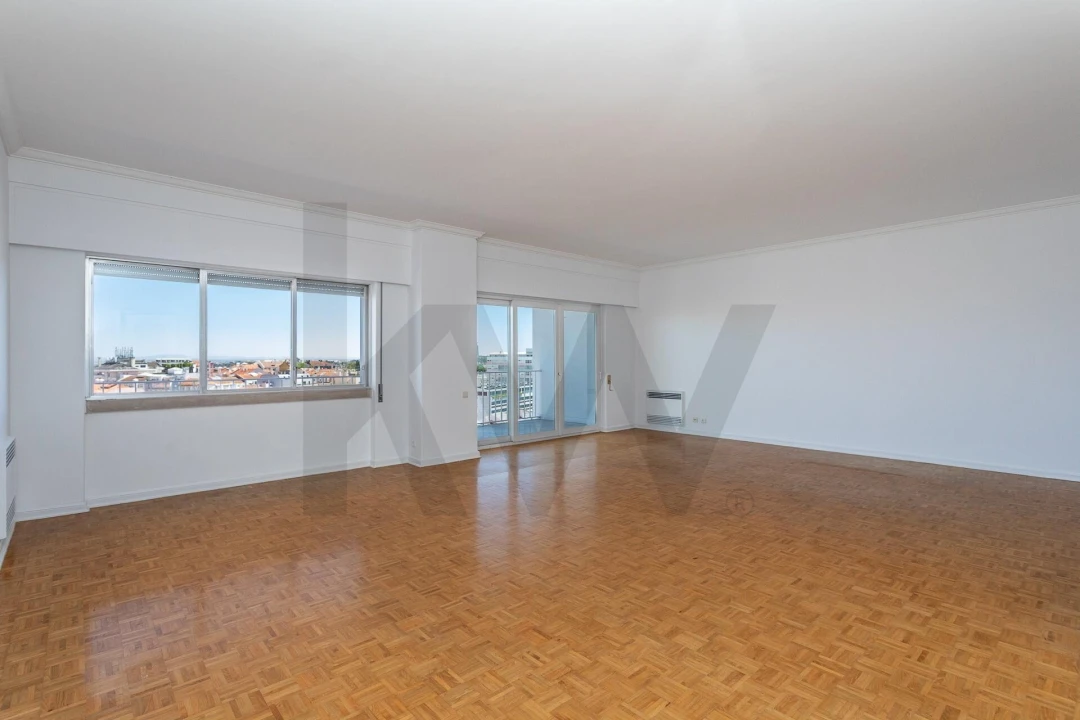 Apartamento T5 para Arrendamento em Estrela Foto 5