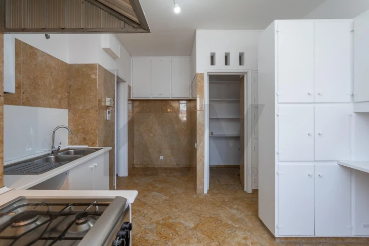 Apartamento T5 para Arrendamento em Estrela Foto 45