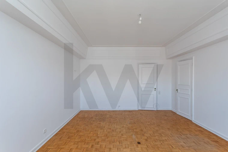 Apartamento T5 para Arrendamento em Estrela Foto 11