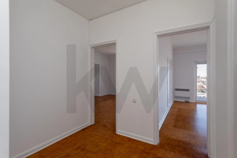 Apartamento T5 para Arrendamento em Estrela Foto 14