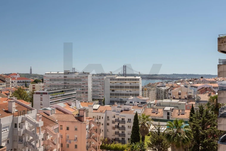 Apartamento T5 para Arrendamento em Estrela Foto 9