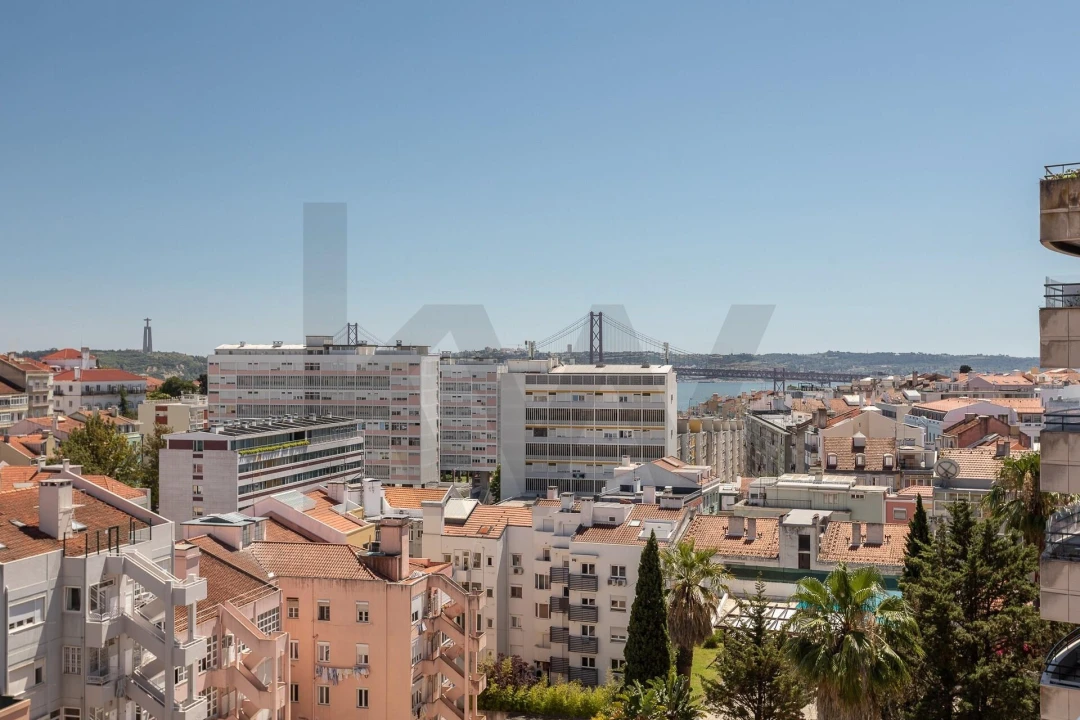 Apartamento T5 para Arrendamento em Estrela Foto 9