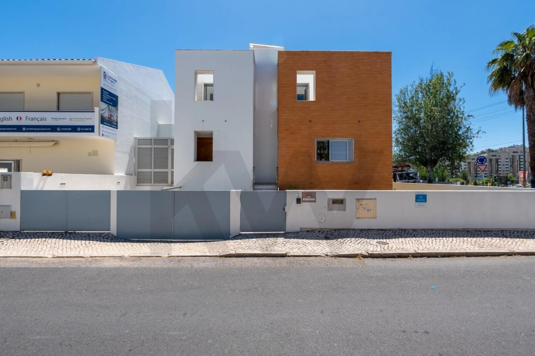 Moradia T3 para Venda em Loures Foto 48