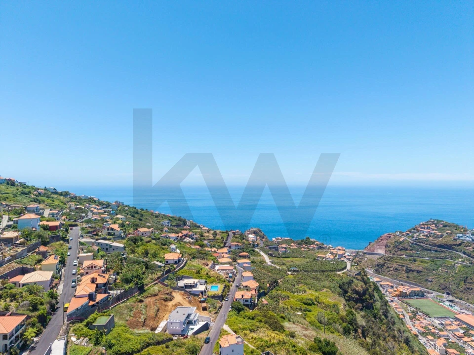 Moradia T4 para Venda em Ribeira Brava Foto 28