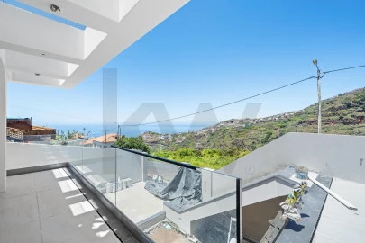 Moradia T4 para Venda em Ribeira Brava