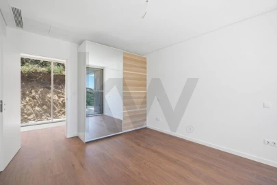 Moradia T4 para Venda em Ribeira Brava