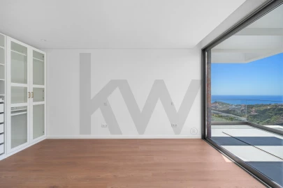 Moradia T4 para Venda em Ribeira Brava