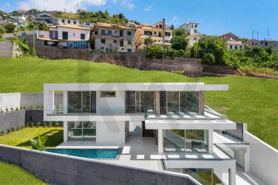 Moradia T4 para Venda em Ribeira Brava