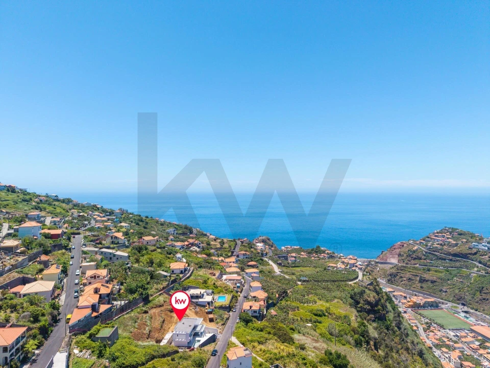 Moradia T4 para Venda em Ribeira Brava Foto 29