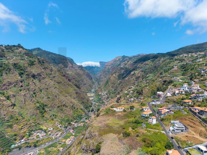 Moradia T4 para Venda em Ribeira Brava Foto 45