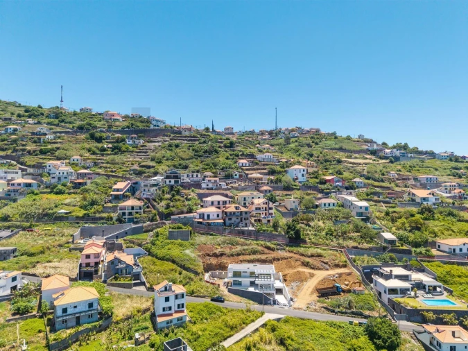 Moradia T4 para Venda em Ribeira Brava Foto 26