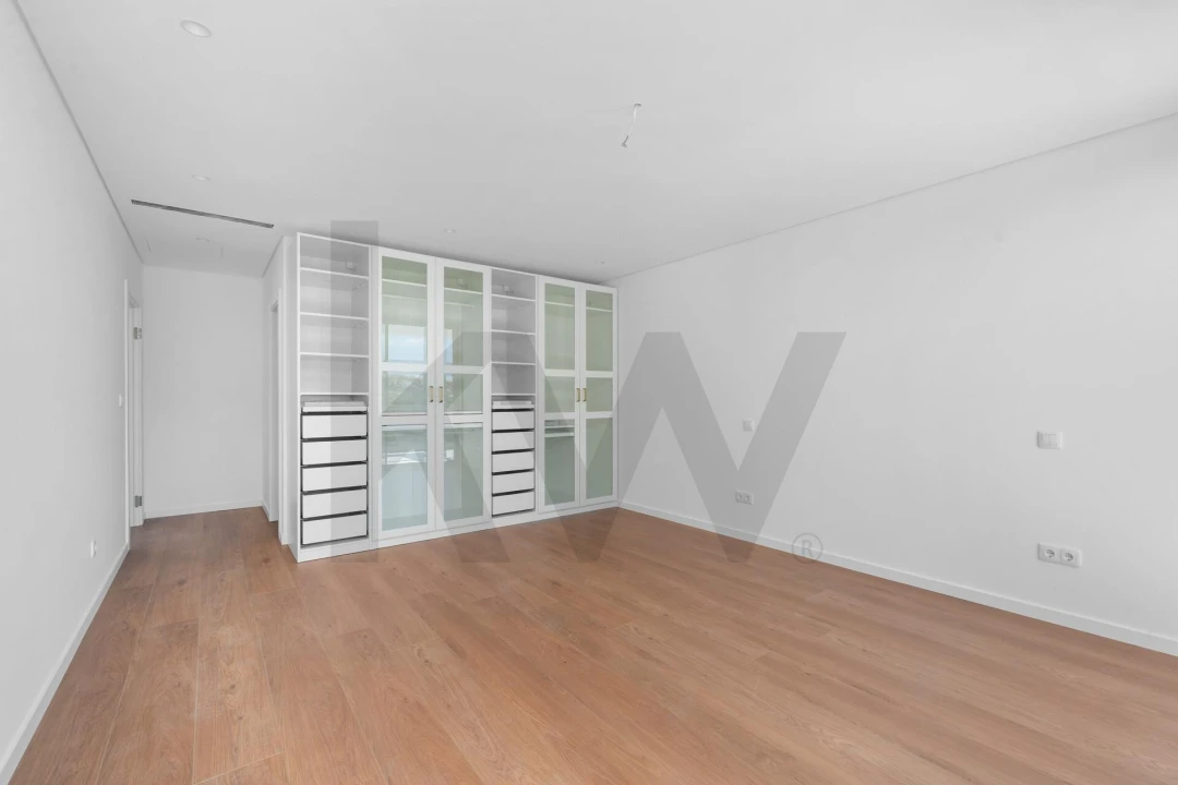 Moradia T4 para Venda em Ribeira Brava Foto 20