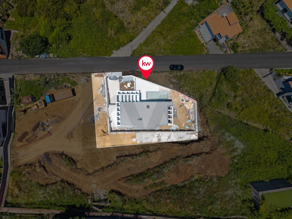 Moradia T4 para Venda em Ribeira Brava Foto 33